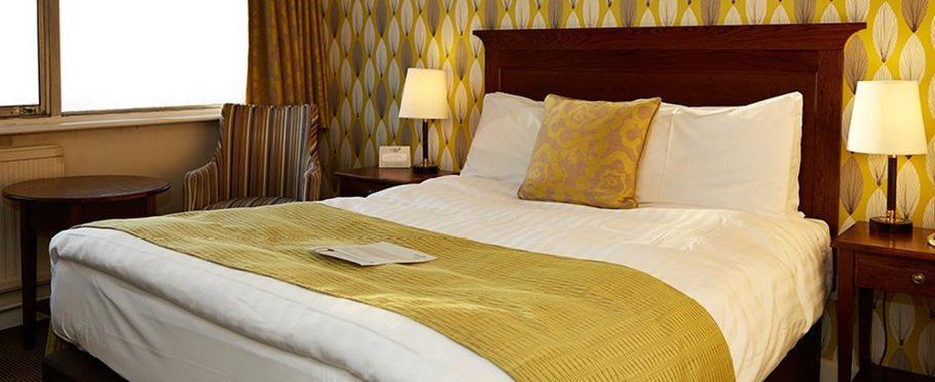 White Hart Hotel By Greene King Inns Braintree Extérieur photo